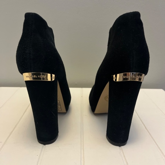Michael Kors - black heel boots velvet - Picture 4 of 4